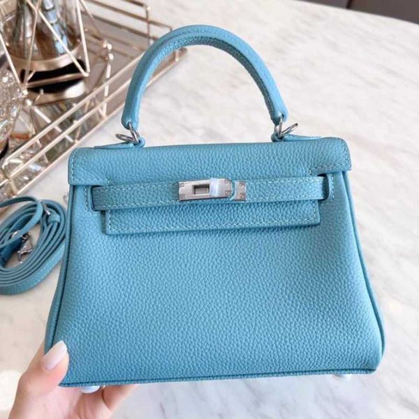 lychee pattern genuine leather kellies classics crossbody shoulder bags totes bag 18cm/22cm/25cm/28cm gold/sliver buckle handbags authentic
lychee pattern genuine leather kellies classics crossbody shoulder bags totes bag 18cm/22cm/25cm/28cm gold/sliver buckle handbags authentic