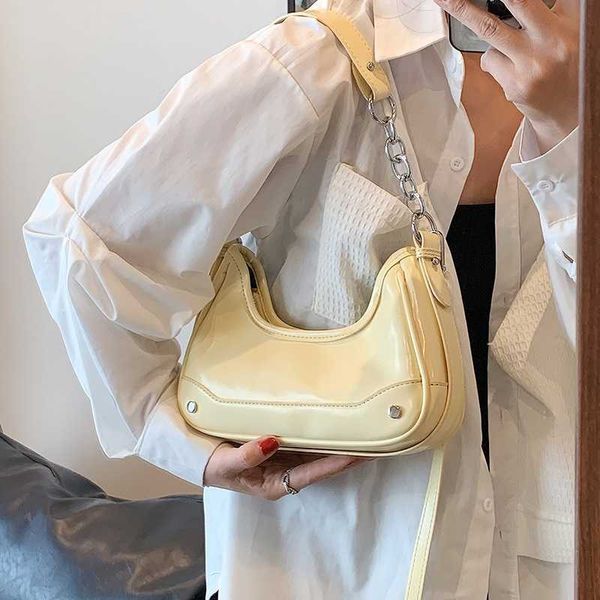 new evening bags french niche chain underarm bag for women's trendy and fashionable club versatile high-end texture shoulder 230704
new evening bags french niche chain underarm bag for women's trendy and fashionable club versatile high-end texture shoulder 230704