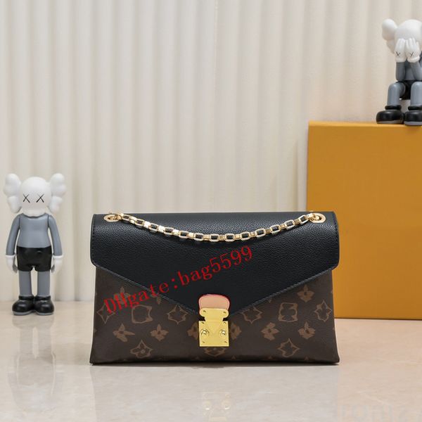 designers women messenger bag fashion luxurys genuine leather bags girl bag shoulder lady totes purse handbags crossbody backpack
designers women messenger bag fashion luxurys genuine leather bags girl bag shoulder lady totes purse handbags crossbody backpack