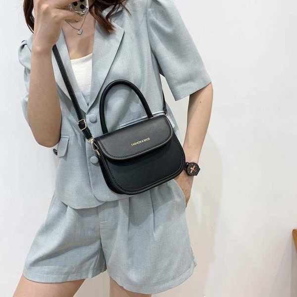 tote baobao women's summer new fashion trend one shoulder crossbody bag fashionable handheld casual simple saddle bag
tote baobao women's summer new fashion trend one shoulder crossbody bag fashionable handheld casual simple saddle bag