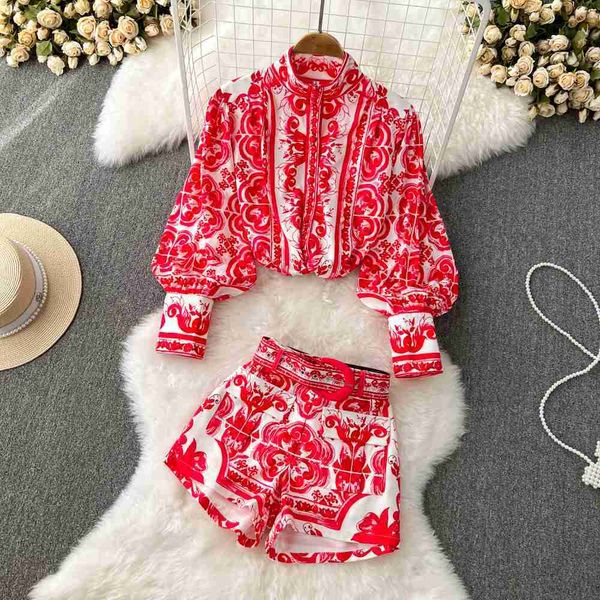 autumn women vintage two piece dress short set runway floral print lantern sleeve blouse shirts and pockets belt shorts suit 2023, White
autumn women vintage two piece dress short set runway floral print lantern sleeve blouse shirts and pockets belt shorts suit 2023, White