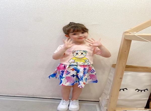 designer kids summer outfits 2021 children letter printed short sleeve tshirtletter skirt shorts 2pcs kids casual sets a55091685326, White
designer kids summer outfits 2021 children letter printed short sleeve tshirtletter skirt shorts 2pcs kids casual sets a55091685326, White