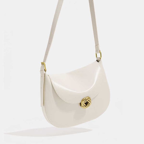 saddle bag for women in new trend and fashion popular this year high-end texture french niche underarm crossbody bag for women
saddle bag for women in new trend and fashion popular this year high-end texture french niche underarm crossbody bag for women