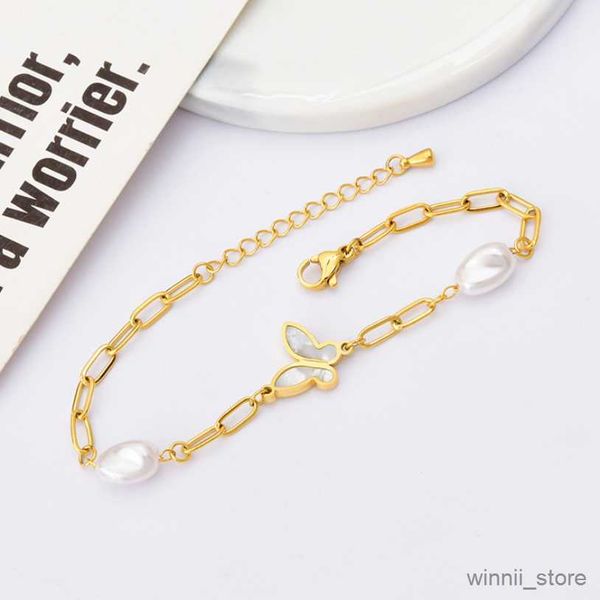 charm bracelets stainless steel new fashion upscale jewelry embedded natural butterfly charm thick chain bracelets bangles for women r230704, Golden;silver
charm bracelets stainless steel new fashion upscale jewelry embedded natural butterfly charm thick chain bracelets bangles for women r230704, Golden;silver