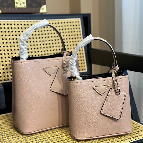 2023 new style bucket bags designer bag for women leather drawstring shoulder bags lady shopping handbags brand designers cross body wallet
2023 new style bucket bags designer bag for women leather drawstring shoulder bags lady shopping handbags brand designers cross body wallet