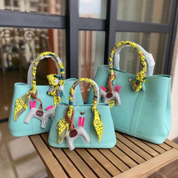 designer herbags mas s tote bags garden party texture togo new pattern cowhide garden bag fashionable simple handbag large capacity commuter
designer herbags mas s tote bags garden party texture togo new pattern cowhide garden bag fashionable simple handbag large capacity commuter