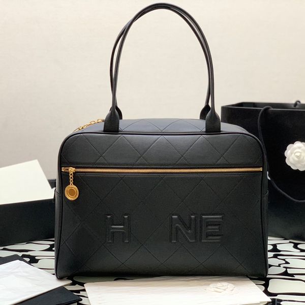 designer bowling bag lady handbag 45cm genuine leather shoulder bag delicate knockoff bag with box yc675
designer bowling bag lady handbag 45cm genuine leather shoulder bag delicate knockoff bag with box yc675