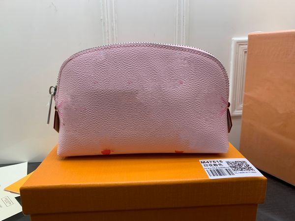 designer bags women wallets purses classic plaid letter shell bag zipper coin purses gradient letter makeup bag large capacity storage bag c, Red;black
designer bags women wallets purses classic plaid letter shell bag zipper coin purses gradient letter makeup bag large capacity storage bag c, Red;black