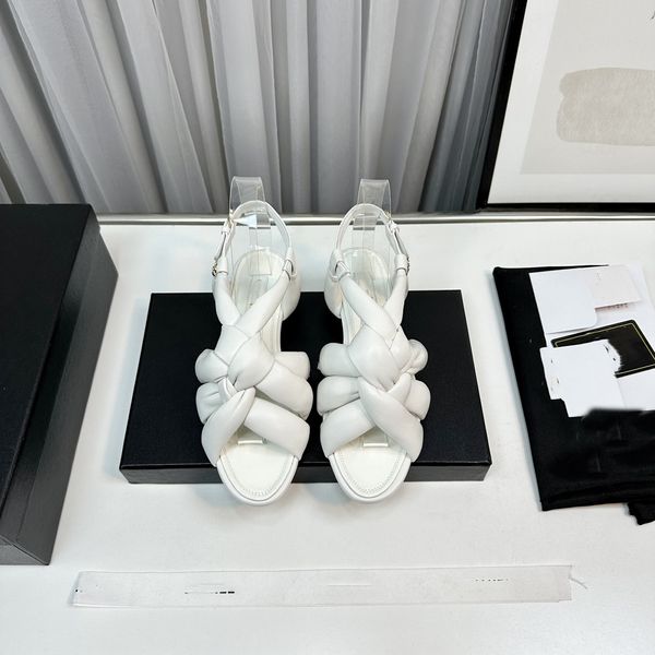designer cc beach shoes luxury sandals fashion knit slippers women classic flat shoes sheepskin outdoor slides a23
designer cc beach shoes luxury sandals fashion knit slippers women classic flat shoes sheepskin outdoor slides a23