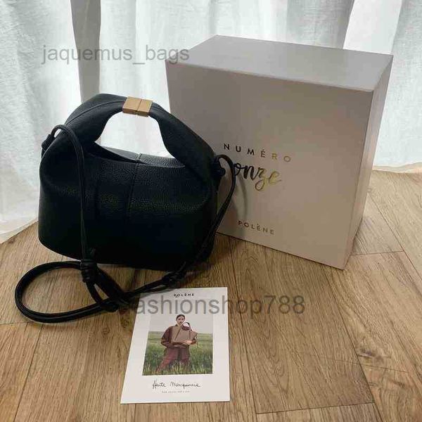 shoulder bags polene 2022 leather female handbag french new solid color bento bag number eleven single shoulder s satchels bags 2022 quality
shoulder bags polene 2022 leather female handbag french new solid color bento bag number eleven single shoulder s satchels bags 2022 quality