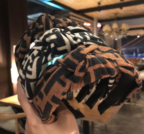 fashion hair accessories women039s middle knotted letters wide side headband wild wash sports headband hair band headwear for g8242665, Black;brown
fashion hair accessories women039s middle knotted letters wide side headband wild wash sports headband hair band headwear for g8242665, Black;brown