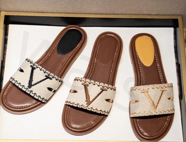 designer flat sandals luxury slippers women's embroider sandal fashion flip flop letter slipper for women summer beach slide ladies low, Black
designer flat sandals luxury slippers women's embroider sandal fashion flip flop letter slipper for women summer beach slide ladies low, Black