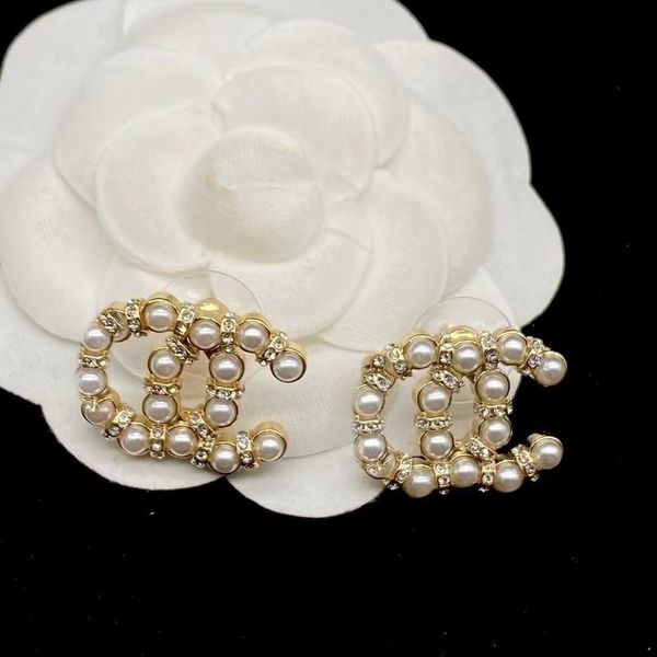 luxury earrings channels small fragrance sweet light luxury style pearl rhinestone brass earrings, Golden
luxury earrings channels small fragrance sweet light luxury style pearl rhinestone brass earrings, Golden