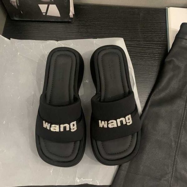 luxury fragrant roman with skirt thick sole black slippers for women's summer outwear evening style matsutake sandals
luxury fragrant roman with skirt thick sole black slippers for women's summer outwear evening style matsutake sandals