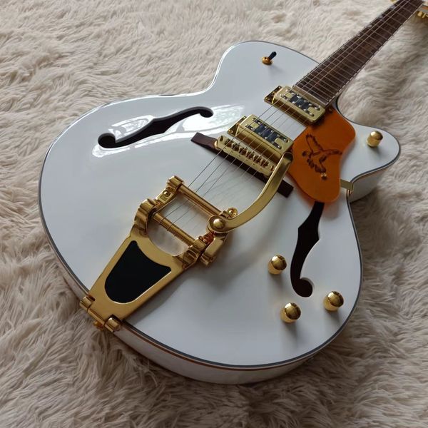 in stock oem 6-string electric guitar, polished white semi-hollow body, delivery quality
in stock oem 6-string electric guitar, polished white semi-hollow body, delivery quality