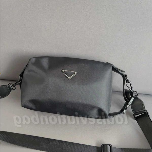 lm40156v chest bags waist bag p necessitie s space to meet the necessities of daily life lightweight waterproof fabric
lm40156v chest bags waist bag p necessitie s space to meet the necessities of daily life lightweight waterproof fabric