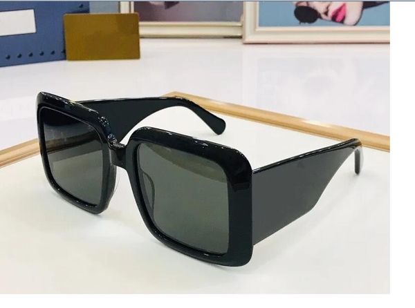 2023 women men sunglasses black width plank full frame green gradient color square glasses available with box, White;black
2023 women men sunglasses black width plank full frame green gradient color square glasses available with box, White;black