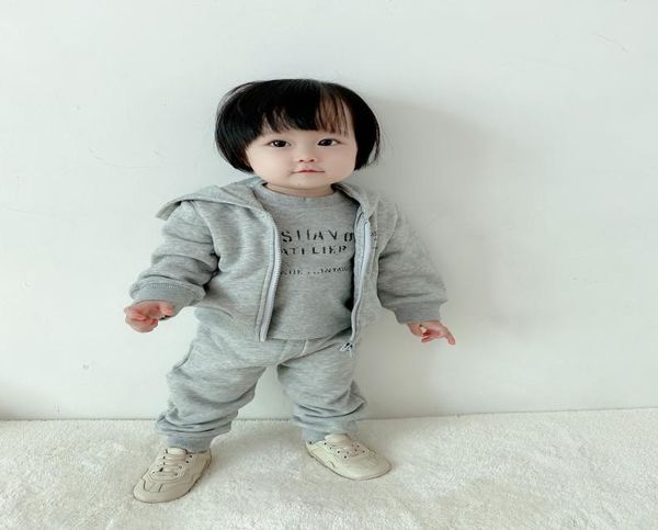 infant boys girls tracksuit autumn newborn kids boy zipper sweatshirt pants 2pcsset children clothes sportsuit costume 2750028, White
infant boys girls tracksuit autumn newborn kids boy zipper sweatshirt pants 2pcsset children clothes sportsuit costume 2750028, White