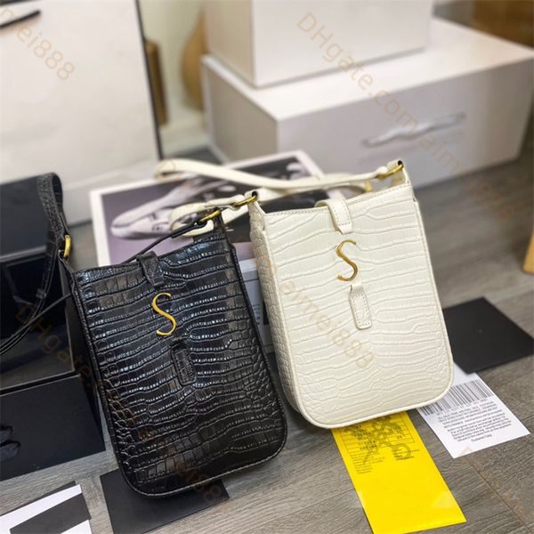 women's fashion mobile phone bag handbag solid color shoulders bag cross body bags leather shoulder strap clutch bags lady evening bags
women's fashion mobile phone bag handbag solid color shoulders bag cross body bags leather shoulder strap clutch bags lady evening bags