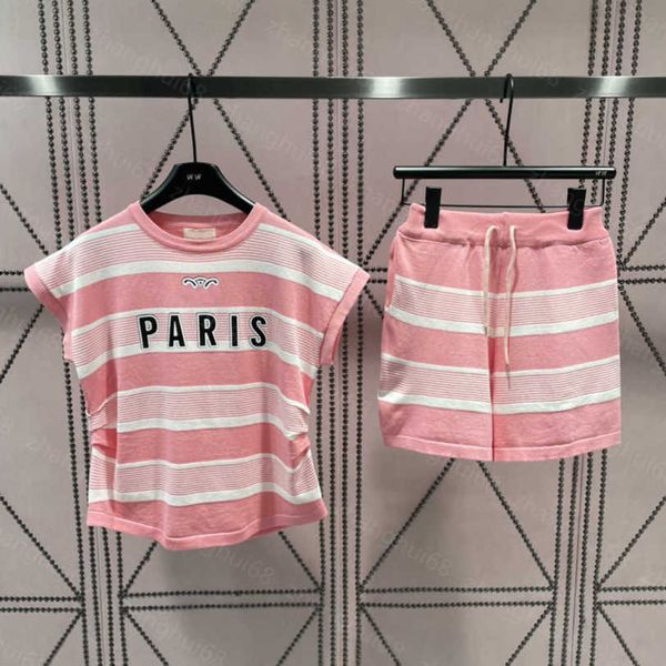 23ss casual suit womens designer clothing women pants sets round neck color matching striped logo print knit vest drawstring shorts set wome, White
23ss casual suit womens designer clothing women pants sets round neck color matching striped logo print knit vest drawstring shorts set wome, White