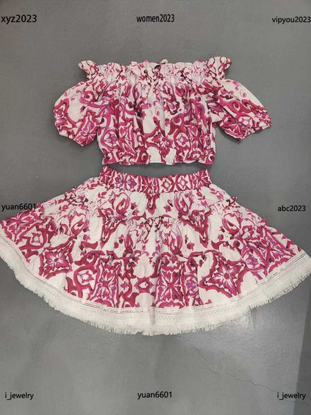 womens designer clothing two piece dress size s-l one line neck short sleeved t-shirt and floral printed short skirt july02, White
womens designer clothing two piece dress size s-l one line neck short sleeved t-shirt and floral printed short skirt july02, White