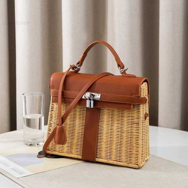 woven picnic rattan bamboo basket crossbody shoulder bags totes bag kellies h ermes handmade fashion versatile freshness style seaside beach
woven picnic rattan bamboo basket crossbody shoulder bags totes bag kellies h ermes handmade fashion versatile freshness style seaside beach