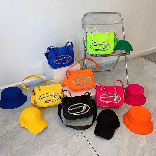 women's bag 2023 new summer texture camera bag crossbody mother wide shoulder strap single shoulder small square bag women 230704
women's bag 2023 new summer texture camera bag crossbody mother wide shoulder strap single shoulder small square bag women 230704