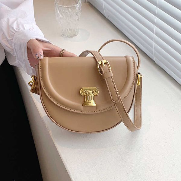 048315 texture small bag women's bag summer new fashion crossbody bag fashion texture saddle bag
048315 texture small bag women's bag summer new fashion crossbody bag fashion texture saddle bag