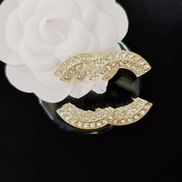 women men designer brand letter brooches 18k gold plated crystal rhinestone jewelry brooch charm pearl pin birthday christmas gifts, Gray
women men designer brand letter brooches 18k gold plated crystal rhinestone jewelry brooch charm pearl pin birthday christmas gifts, Gray