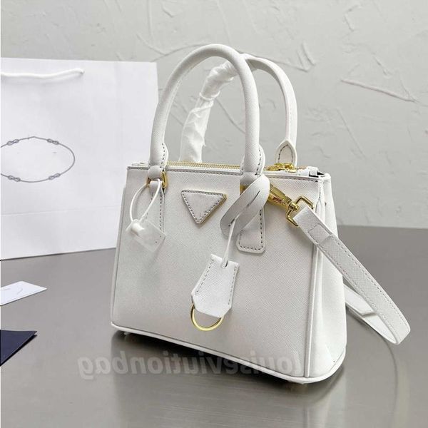 lm40156v classic designer tote bag galleria cowhide women's saffiano bag shopping bag 2023 new handbag genuine leather fashion int uspr
lm40156v classic designer tote bag galleria cowhide women's saffiano bag shopping bag 2023 new handbag genuine leather fashion int uspr