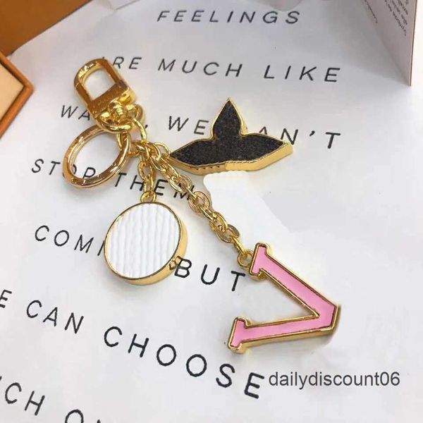 luxury designer keychain fashion classic brand key buckle letter design handmade gold keychains mens womens bag pendant t55, Golden;silver
luxury designer keychain fashion classic brand key buckle letter design handmade gold keychains mens womens bag pendant t55, Golden;silver