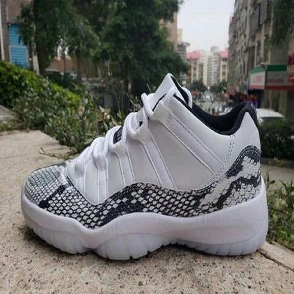 2023 11 white blue low gray snakeskin men basketball shoes 11s xi sportssneakers trainers outdoor
2023 11 white blue low gray snakeskin men basketball shoes 11s xi sportssneakers trainers outdoor