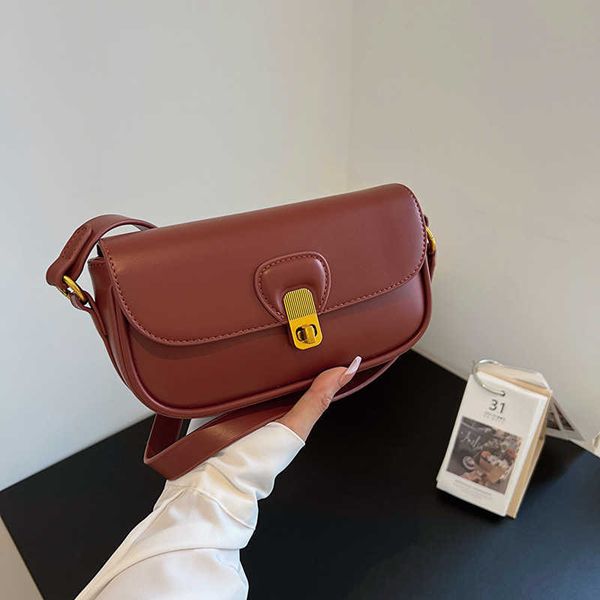 saddle bag small bag women's new single shoulder underarm bag soft leather and versatile crossbody bag
saddle bag small bag women's new single shoulder underarm bag soft leather and versatile crossbody bag