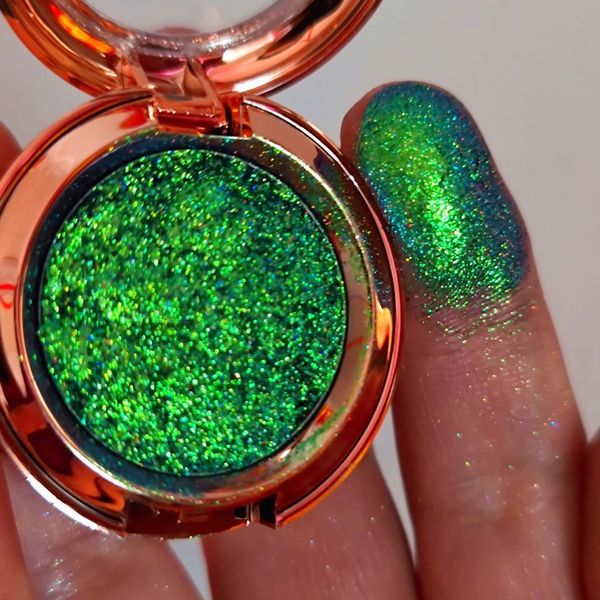 eye shadow magic metallic glitter holograpgic chameleon color changing pressed multichrome pigment eyeshadow 230703
eye shadow magic metallic glitter holograpgic chameleon color changing pressed multichrome pigment eyeshadow 230703