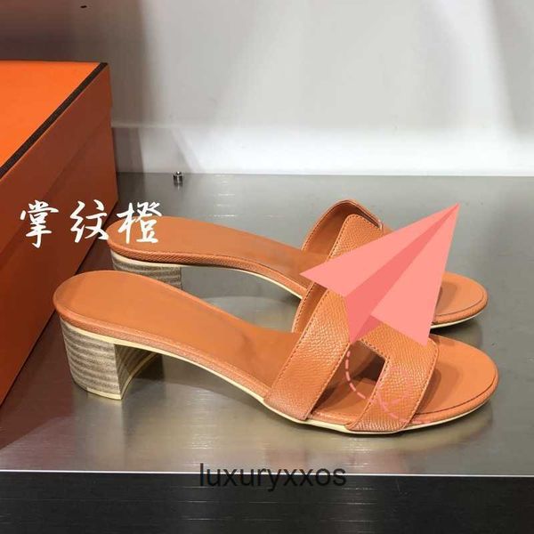 high slipper 2023 designer h sandal slippers classic for women wearing oran heeled summer oasis european with french leather thick colors 4c
high slipper 2023 designer h sandal slippers classic for women wearing oran heeled summer oasis european with french leather thick colors 4c