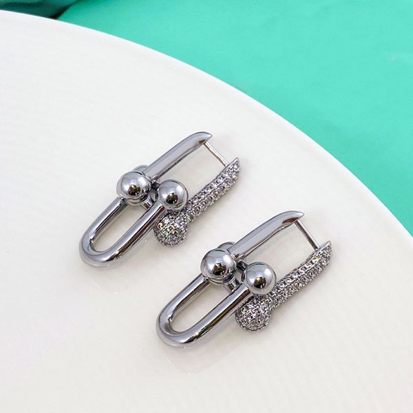 new charm earrings u-shaped double loop horseshoe buckle earring studded women's gold titanium steel luxury designer letter gift weddin, Golden
new charm earrings u-shaped double loop horseshoe buckle earring studded women's gold titanium steel luxury designer letter gift weddin, Golden