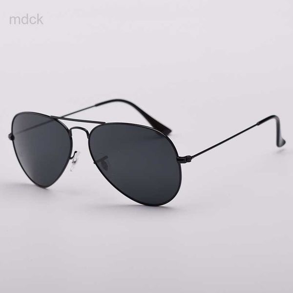 brand pilot classic men women sunglasses metal frame color gradient glass lens size 58mm 62mm suitable beach shading driving fishing with ac, White;black
brand pilot classic men women sunglasses metal frame color gradient glass lens size 58mm 62mm suitable beach shading driving fishing with ac, White;black