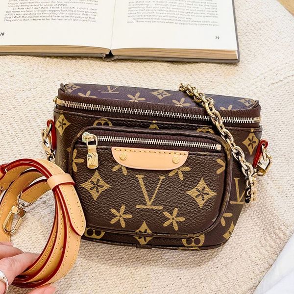 men m82335 m82208 mini bumbag cross body clutch bag luxurys genuine leather gym fanny pack satchel bag women fashion designer handbag waistp
men m82335 m82208 mini bumbag cross body clutch bag luxurys genuine leather gym fanny pack satchel bag women fashion designer handbag waistp