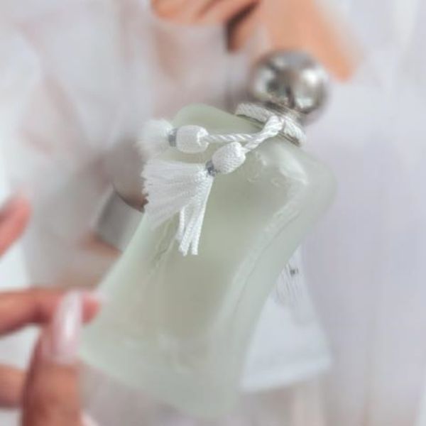 2023 new parisian brand oriana perfume 75ml women's spray valaya edp floral & fruit perfume de marly royal essence
2023 new parisian brand oriana perfume 75ml women's spray valaya edp floral & fruit perfume de marly royal essence
