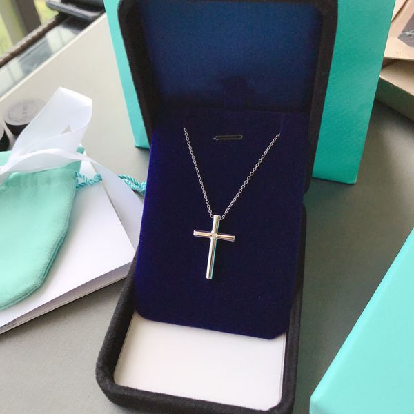 designer women's cross necklace love pendant classic choker steel jewelry gift, Silver
designer women's cross necklace love pendant classic choker steel jewelry gift, Silver