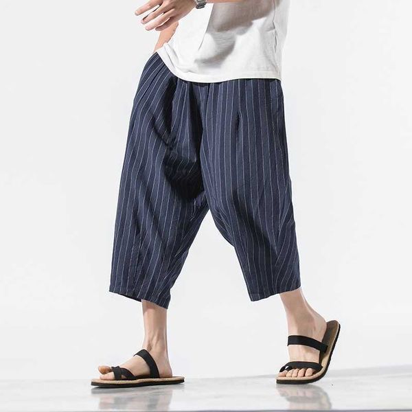 taobao chinoiserie large linen vertical stripe shorts 7 crops men's boys' pants, White;black
taobao chinoiserie large linen vertical stripe shorts 7 crops men's boys' pants, White;black