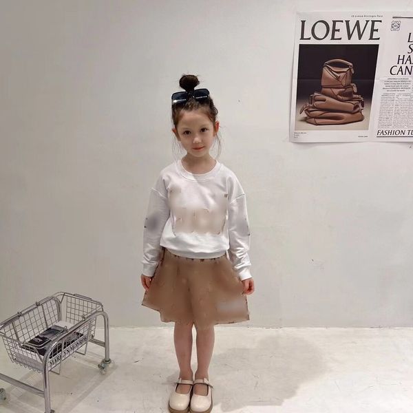 designer children clothes sets fashion kids letter printed long sleeve sweatshirts with skirts pants 2pcs 2023 autumn boys girls casual outf, White
designer children clothes sets fashion kids letter printed long sleeve sweatshirts with skirts pants 2pcs 2023 autumn boys girls casual outf, White