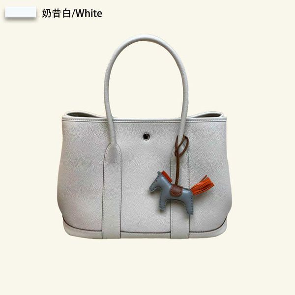 designer bags garden party genuine 2023 new leather women's bag one shoulder crossbody tote versatile portable big shopping bucket cnut
designer bags garden party genuine 2023 new leather women's bag one shoulder crossbody tote versatile portable big shopping bucket cnut