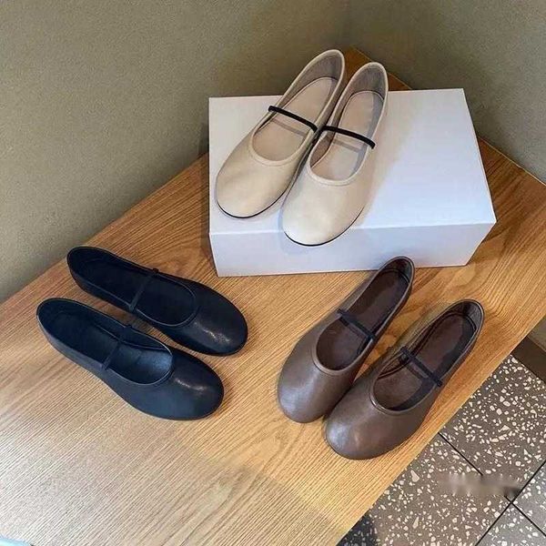 classic genuine leather ballet shoes for women in spring and autumn 2023 elegant and simple, Black
classic genuine leather ballet shoes for women in spring and autumn 2023 elegant and simple, Black