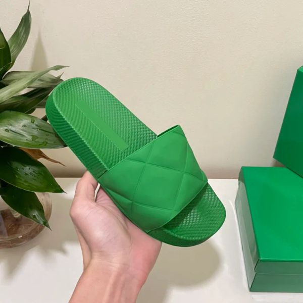 with box designer bottegas slider slippers men women sandal luxury shoes grass green kiwi black white parakeet flat slides beach slip mf
with box designer bottegas slider slippers men women sandal luxury shoes grass green kiwi black white parakeet flat slides beach slip mf