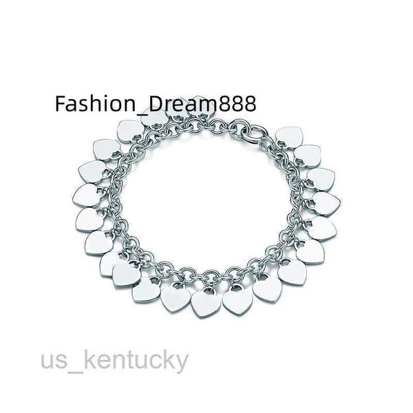 charm bracelets famous 925 sterling silver designer brands classic charm diy bracelet multi heart label handwear l221216, Golden;silver
charm bracelets famous 925 sterling silver designer brands classic charm diy bracelet multi heart label handwear l221216, Golden;silver