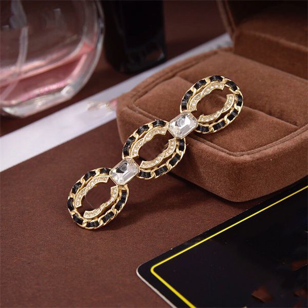 simple double letter ccity pins women luxury designer gold brooches brand logo crystal pearl brooch men suit pin jewelry accessories 421, Gray
simple double letter ccity pins women luxury designer gold brooches brand logo crystal pearl brooch men suit pin jewelry accessories 421, Gray