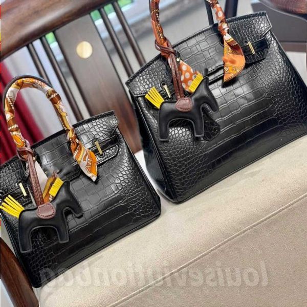 lm40156v designer large bags pattern handbag women basket versatile birkins capacity togo bag handbags burkin birkins bag
lm40156v designer large bags pattern handbag women basket versatile birkins capacity togo bag handbags burkin birkins bag