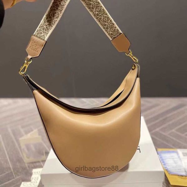spain girl luna bag designer bags loewsbag knitted embroidery shoulder strap saddle single underarm women's lady backpack vmpl
spain girl luna bag designer bags loewsbag knitted embroidery shoulder strap saddle single underarm women's lady backpack vmpl