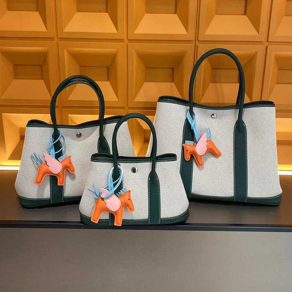 classic hemrres tote bags garden party leather premium genuine canvas bag 2023 new contrast color women's commuter casual one shoulder
classic hemrres tote bags garden party leather premium genuine canvas bag 2023 new contrast color women's commuter casual one shoulder